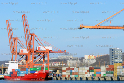 Baltycki Terminal Kontenerowy 10.03.2011 Fot. Andrzej...