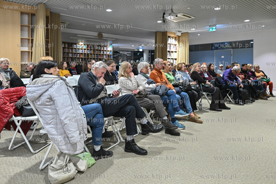 Miejska Biblioteka Publiczna - Sopoteka. Cykl Czytaj...