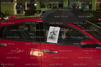 Gdynia. Protest samochodowy wobec kontrowersyjnego...