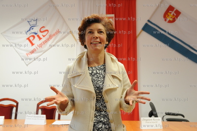 Posel Nelly Rokita w biurze poselskim Zbigniewa Kozaka...