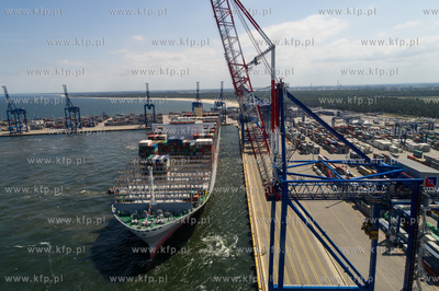 Do DCT Gdańsk zawinął największy kontenerowiec...