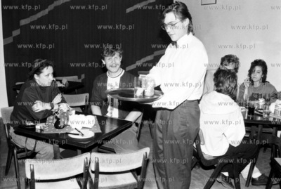 Dyskoteka i lokal gastronomiczny Marco pozniejszy Pub...