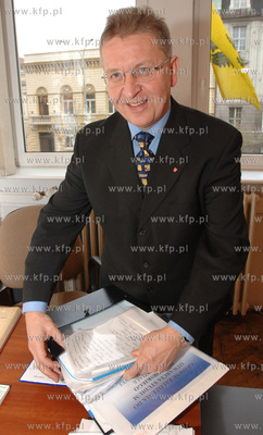 Dyrektor Wydzialu Infrastruktury Miejskiej Antoni Szczyt...