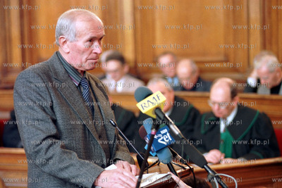 Proces grudnia 70. Zeznaje Stanislaw Kruczek 1.12.98...