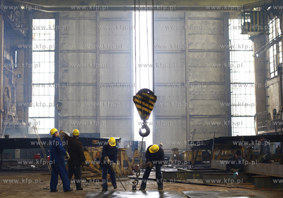 Stocznia Gdynia S.A. 18.03.2009 fot. Krzysztof Mystkowski...