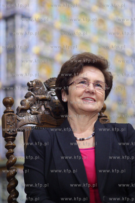 Gdańsk. Dwór Artusa. Promocja ksiazki Danuta Walesa...