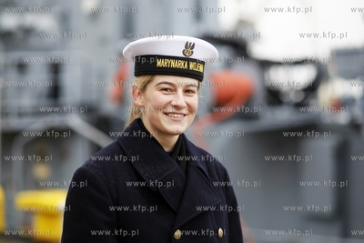 Port Wojenny w Gdyni Oksywiu. Dni Otwarte Koszar -...