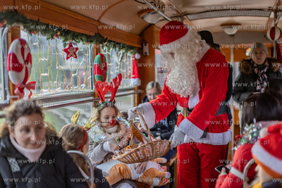 Mikołajkowy tramwaj na gdańskich torach. 06.12.2025...