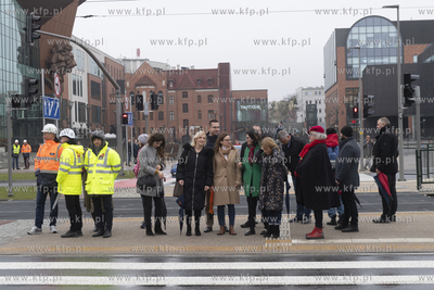 Gdańsk. Otwarcie nowego przejścia naziemnego na wysokości...