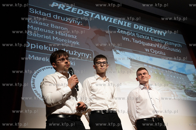 Zespół Szkół Łączności w Gdańsku. Gala kończąca...
