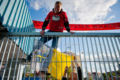 Gdansk. Happening przed Brama Historyczna nr 2 Stoczni...