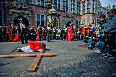 Wielki Piatek. Misterium Meki Panskiej na ulicach Gdanska....