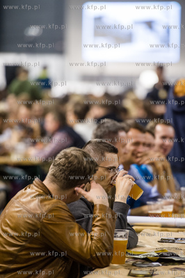 Miedzynarodowe Targi Gdanskie Amber Expo. Hevelka -...