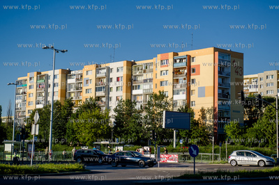 Gdańsk. Chełm. Wieżowiec przy ul. Biegańskiego.
20.07.2016
fot....