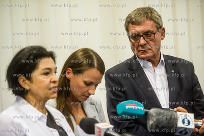 Gdańsk.  CH Manhattan. Biuro Platformy Obywatelskiej....