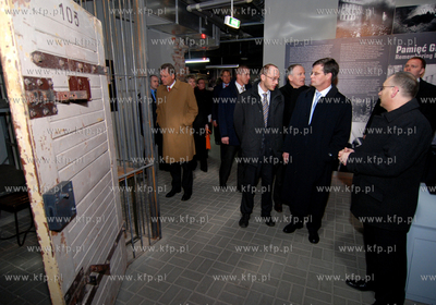 Z nieoficjalna wizyta w Gdansku przebywal Premier Krolestwa...