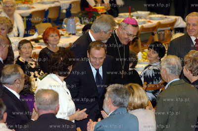 Jezierzyce k/Slupska, Prezes Rady Ministrow, Donald...