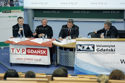 Panel dyskusyjny pt. Zrzeszanie sie jako forma budowy...