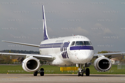 Gdansk Rebiechowo. Najnowsza maszyna Polskich Linii...