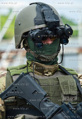 Gdynia. Torpedownia na terenie portu wojennego na Oksywiu....