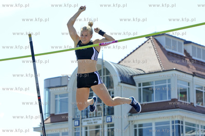 Sopot Plac Zdrojowy. Molo. XXIX Konkurs Tyczka na Molo....