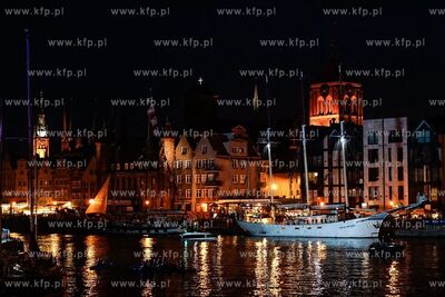 Baltic Sail w Gdańsku. Żaglowce i jachty zacymowane...