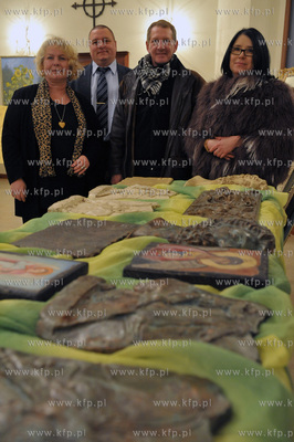 Wystawa rzezby w gipsie Marka Hiszpana Sulkowskiego...