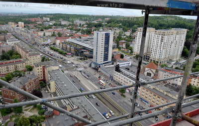 Wrzeszcz. Widok na al. Grunwaldzka, C.H Manhattan i...