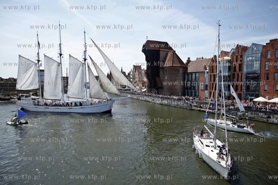 Gdansk. Baltic Sail. Parada Zaglowców na Motlawie....