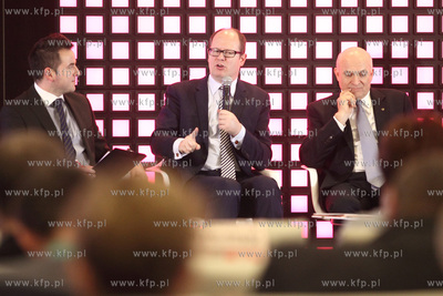 PGE Arena.Debata Pulsu Biznesu Polska silna regionami...