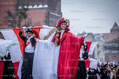 Gdańsk. Parada  na 100-lecie odzyskania niepodległości....