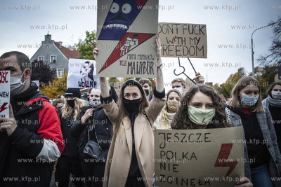 Gdańsk. Sprzeciw wobec kontrowersyjnego wyroku Trybunału...