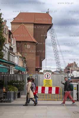 W związku z pracami remontu nabrzeża Motławy został...