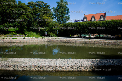 Gdansk. Wyremontowany zbiornik retencyjny Powstancow...