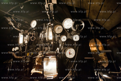 Gdansk. Dworzec Glowny PKP. Turystyczny pociag niemiecki...