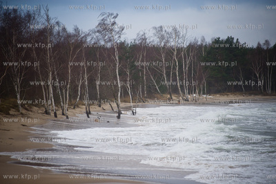 Ggansk. Gorki Zachodnie. Wysoka fala i calkowicie zalana...