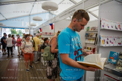 Plac Przyjaciol Sopotu. Festiwal Literacki Sopot. Targi...