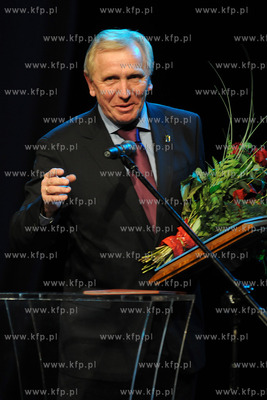 Teatr Muzyczny w Gdyni. Uroczysta sesja Rady Miasta...