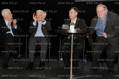 Teatr Wybrzeze-Scena Kameralna w Sopocie. Konwencja...