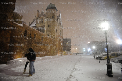 Nastepny atak zimy na Gdansk nastapil poznym wieczorem....
