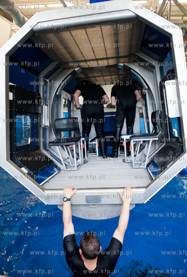 Gdynia. Osrodek Szkolenia Nurkow i Pletwonurkow Wojska...