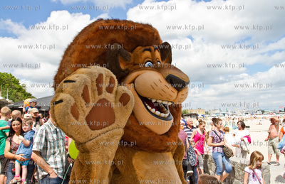 Parada z okazji zaplanowanej na 3 sierpnia premiery...