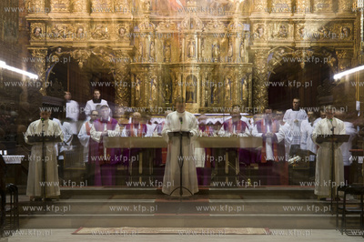 Wielki Piątek w Bazylice katedralnej w Pelplinie....
