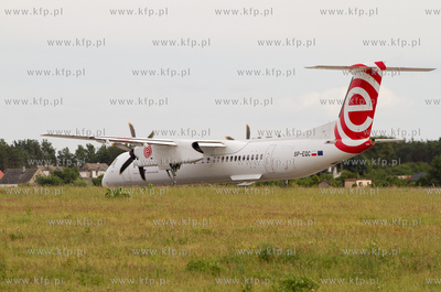 Port Lotniczy Gdansk. Nz. Dash Q400 linii Eurolot....