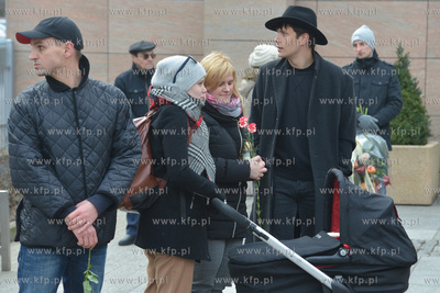 Rodzina, przyjaciele, znajomi, wspolpracownicy - setki...