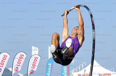 Sopot Plac Zdrojowy. Molo. XXIX Konkurs Tyczka na Molo....