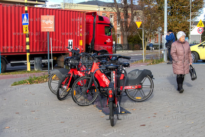 Przystanek Mevo na skrzyżowaniu ulic Armii Krajowej...