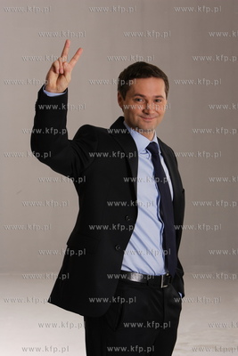 Jaroslaw Walesa - przygptpwuje sie do kampani wyborczej....