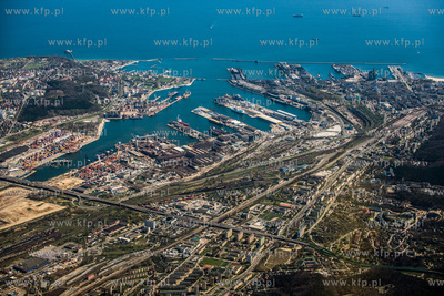 Gdynski port z lotu ptaka. 16.04.2014 fot. Wojtek Jakubowski...