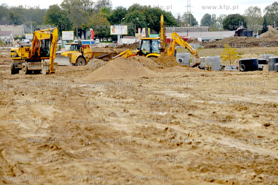 Budowa wezla drogowego Karczemki w Gdansku i trasy...